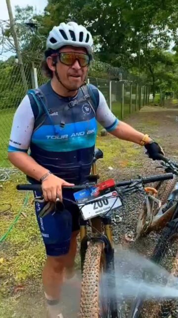 Pero porque es que llegamos de últimos en las carreras?